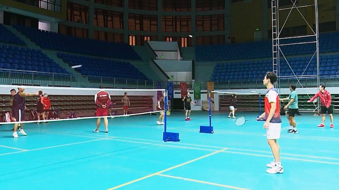 hanoimoi.com.vn-uploads-images-phananh-2022-03-27-_caulong